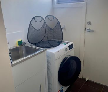 Woodville West - Photo 3