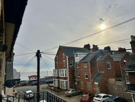 Russell Road, Felixstowe, IP11 - Photo 5