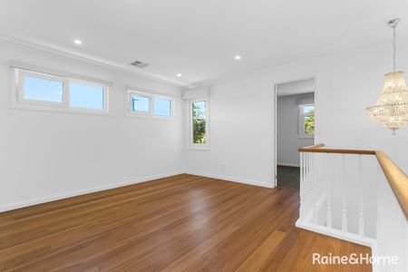 10 Clematis Avenue, Altona North, VIC 3025 - Photo 5