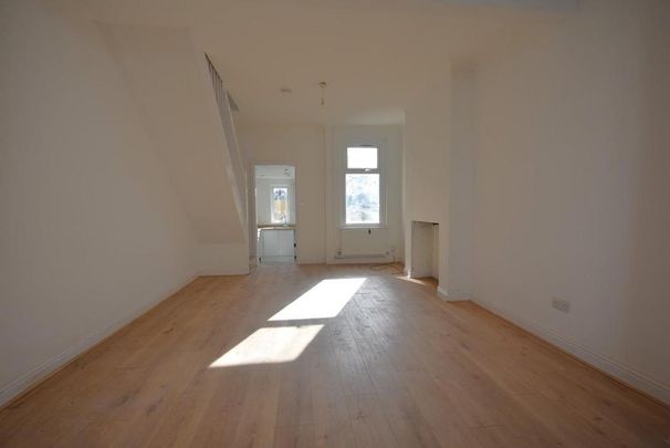 2 bedroom terraced house to rent - Photo 1