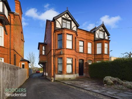 Apt 5, 244 Upper Newtownards Road - Photo 3