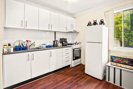 Modern 2-Bedroom Granny Flat in Prime Location - Photo 3