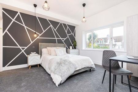 1 bedroom room to rent Bournemouth Road, Parkstone, BH14 - Photo 2