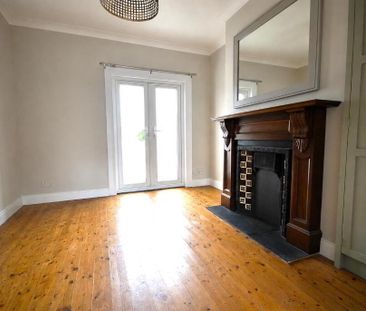 55 Groomsport Road, Bangor, BT20 5LP - Photo 2
