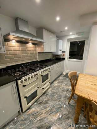 6 bedroom property to rent in Reading - Photo 2