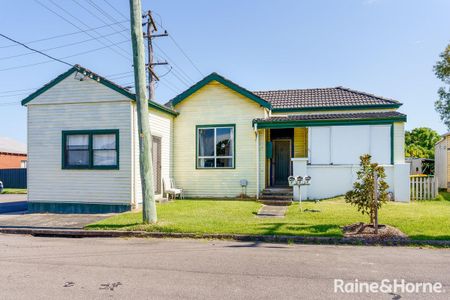 3/37 Wilkinson Street, Mayfield, NSW 2304 - Photo 4