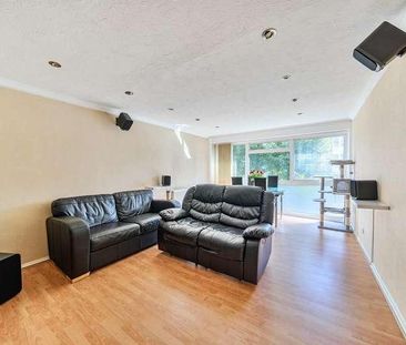 Aran Drive, Stanmore, HA7 - Photo 2