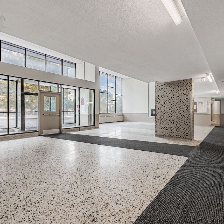 For Lease - 1385 Midland Avenue Unit# 801, Toronto, Ontario - Photo 1