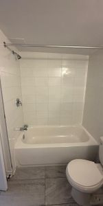 2 1/2 - Montréal - 1 350 $/mois - Photo 4