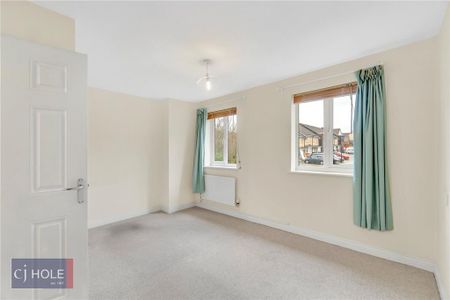 3 bedroom end of terrace house to rent - Photo 4