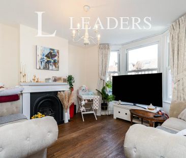 3 bedroom semi-detached house to rent - Photo 6