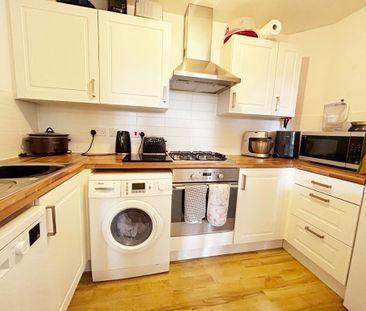 2 bedroom apartment to rent - Photo 5