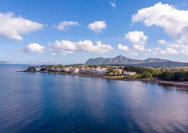 10 Plaça Mestres dAixa, Alcúdia, Balearic Islands 07400