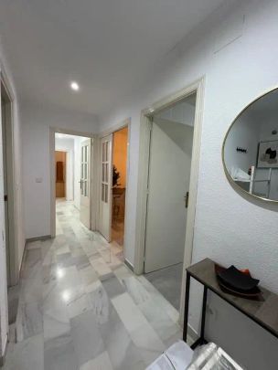 Piso de alquiler en Avenida de Andalucía, 14, Barrio del Nervión - Photo 1