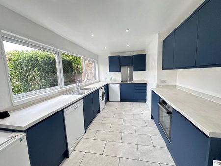 4 bedroom house to rent - Photo 4