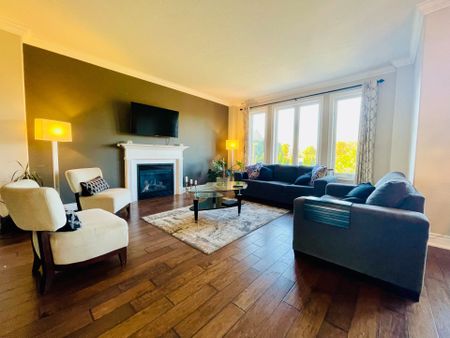 For Lease - 996 Booth Avenue, Innisfil, Ontario - Photo 4