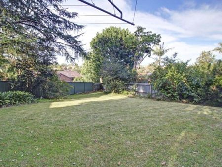 1 / 17 Ian Bruce Crescent, Balgownie, NSW 2519 - Photo 2