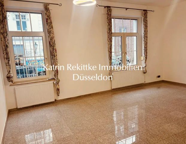 🏡❤️ BEZAUBERNDE LAGE VON OBERKASSEL - TOP NEUE BÄDER, WINTERGARTEN UND SÜßE GARTEN-TERRASSE - Foto 1