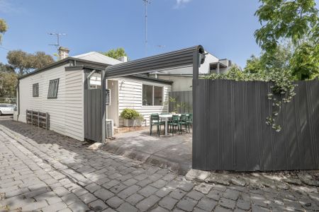 102 Cobden Street, South Melbourne - Photo 4