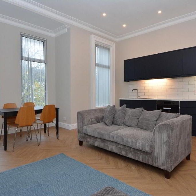 Apt 2, 66 Wellington Park, Belfast, BT9 6DP - Photo 1