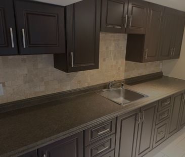 For Lease - 17 Hubert Avenue Unit# Lower Level, Toronto, Ontario - Photo 2