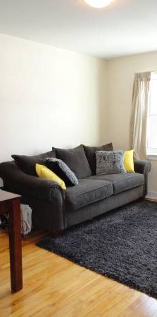 Fully Updated 2BR off of Beechwood - Photo 1