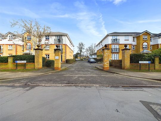 Rosebank Close, Teddington - 1 bedroomProperty for lettings - Chasebuchanan - Photo 1