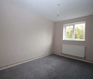 1 bedroom Apartment to let - Photo 1