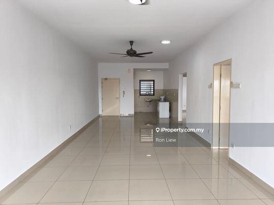 Sk One Residence, Taman Bukit Serdang, Seri Kembangan - Photo 1