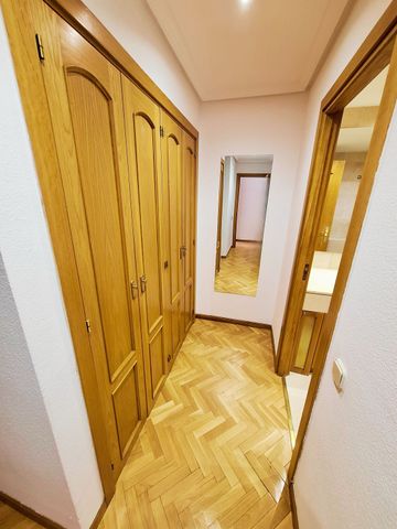 Piso de alquiler en Portugal, Avenida Europa - Photo 2