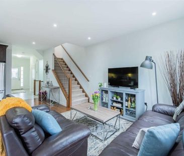 For Lease - 1043 Oakcrossing Gate, London North, Ontario - Photo 2