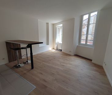 Location appartement 1 pièce, 23.28m², Yerres - Photo 2