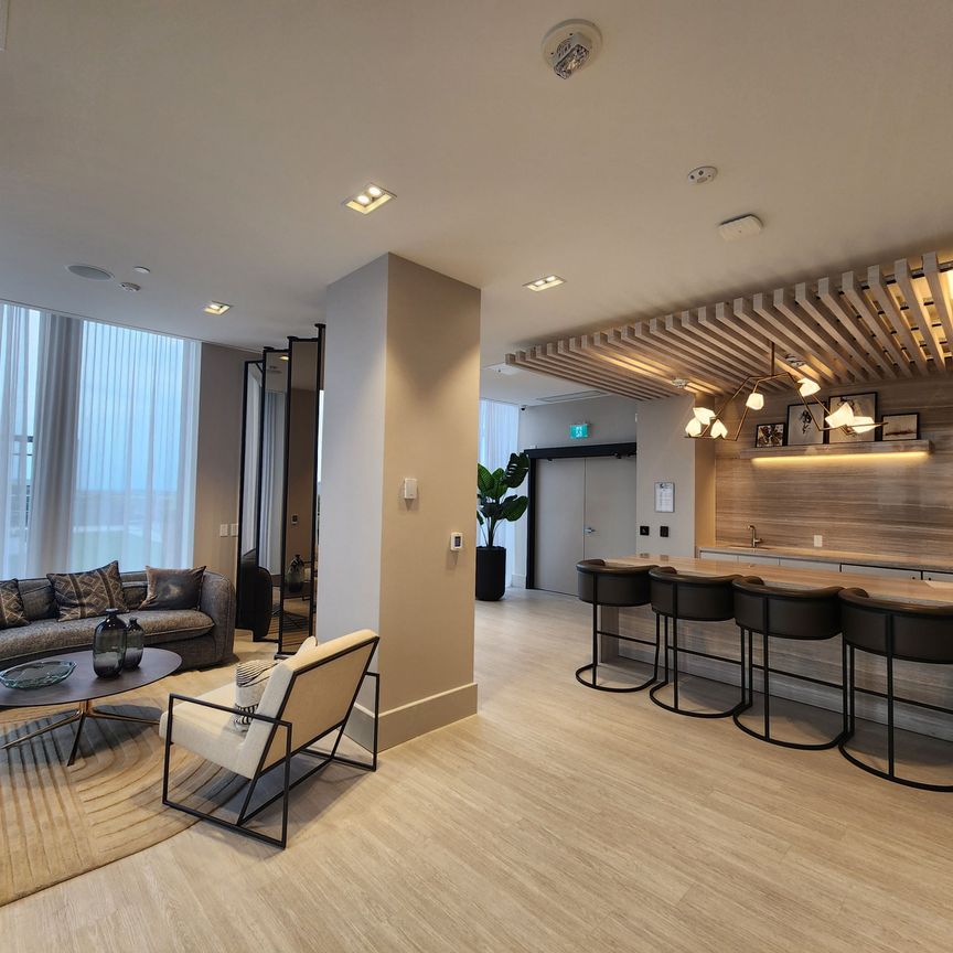 For Lease - 2020 Bathurst Street Unit# 1112, Toronto, Ontario - Photo 1