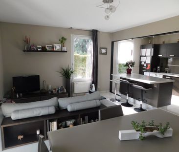 Location Appartement 3 pièces 67m² PRINGY 74370 - Photo 2