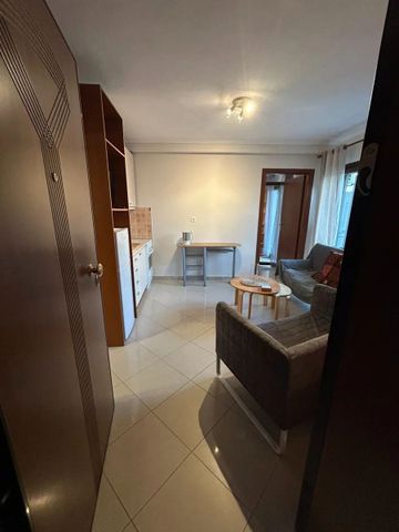 Διαμέρισμα για ενοικίαση - Άγιος Παύλος, - Photo 4