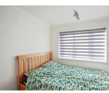 3 Bed Semi-Detached House, Maple Croft Crescent, S9 - Photo 4