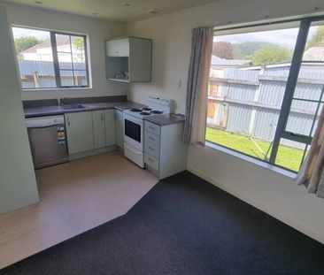 Charming 2-Bedroom Home in Trentham - Photo 5