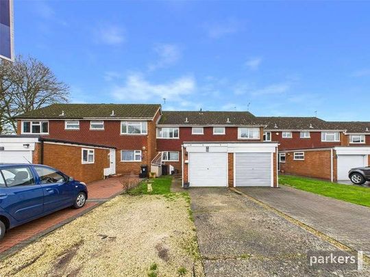 Plymouth Avenue, Woodley, Reading, Berkshire, RG5 - Photo 1