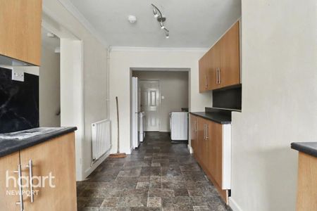 4 bedroom terraced house to rent - Photo 2