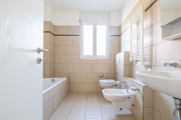 MODERN 3.5-ROOM APARTMENT IN BELLINZONA NORTH - Photo 1