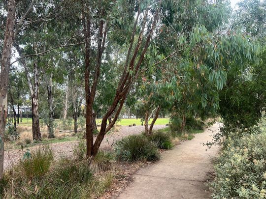Coburg North - Photo 1