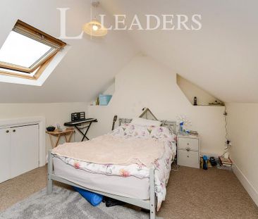 3 bedroom terraced house to rent - Photo 3