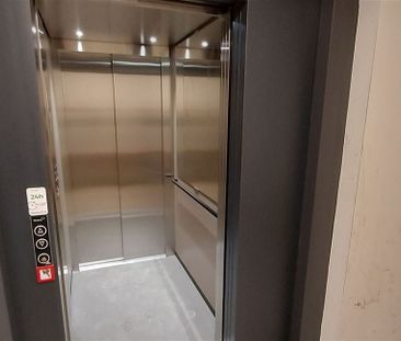 Appartement te huur in Mechelen-aan-de-Maas voor € 800 met 1 slaapk... - Photo 3