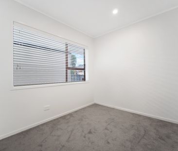 Light & spacious home - Photo 3