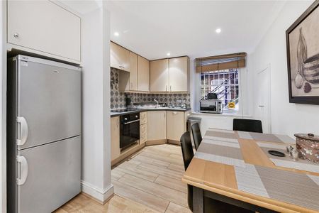 4 bedroom flat to rent - Photo 3