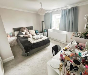 4 bedroom detached house to rent - Photo 5