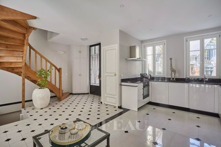 Location maison, Paris 16ème (75016), 9 pièces, 250.02 m², ref 84386703 - Photo 5