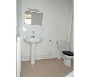 HYPER CENTRE T1 ANCIEN RENOVE - Photo 6