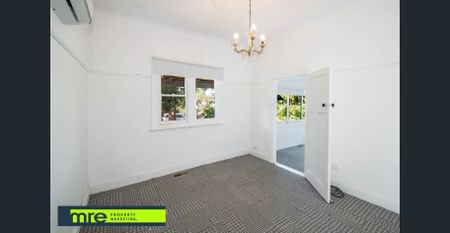 140 metres from town !! - Photo 4