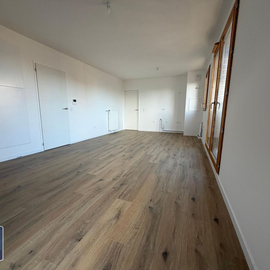 Location Appartement 3 pièces 58m² NANTERRE 92000 - Photo 1